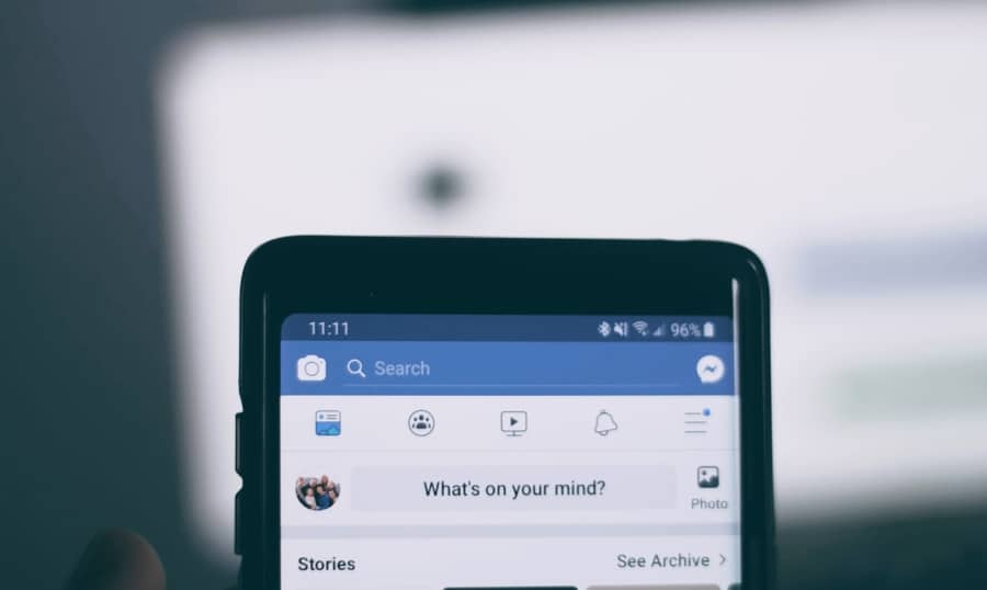 React vs React Native - Facebook App