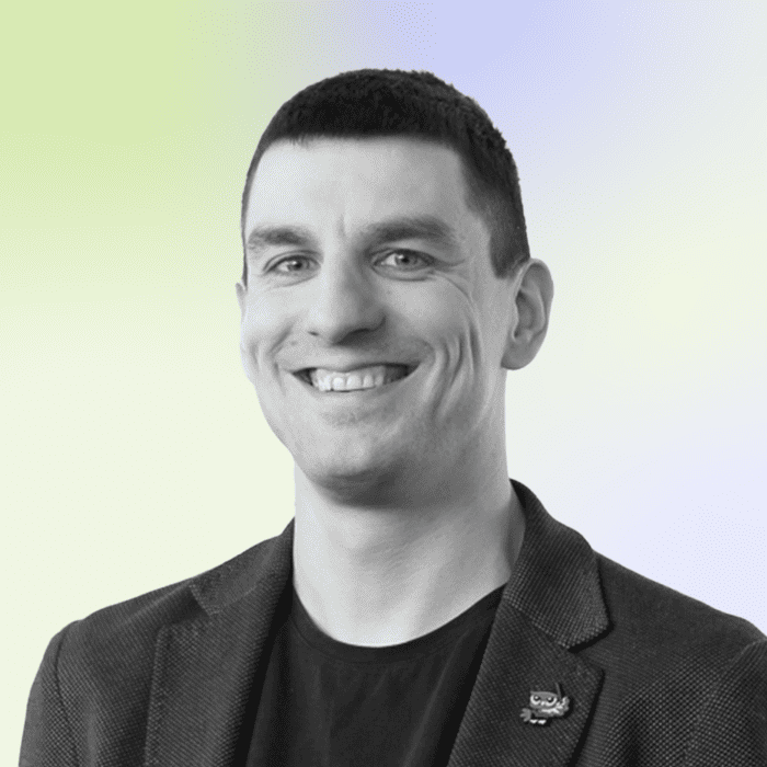 Jakub headshot